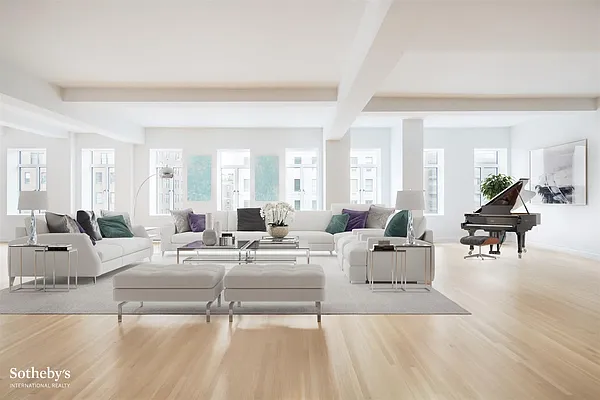 Sold by Sotheby's International Realty | media 11