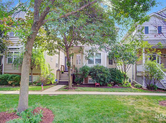 2nd image of 3865 N Kenton Ave