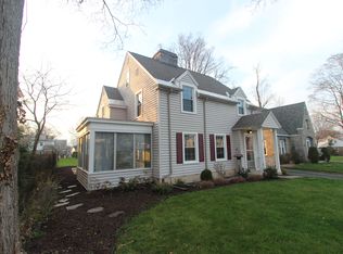 2630 Edgewood Rd, Utica, NY 13501