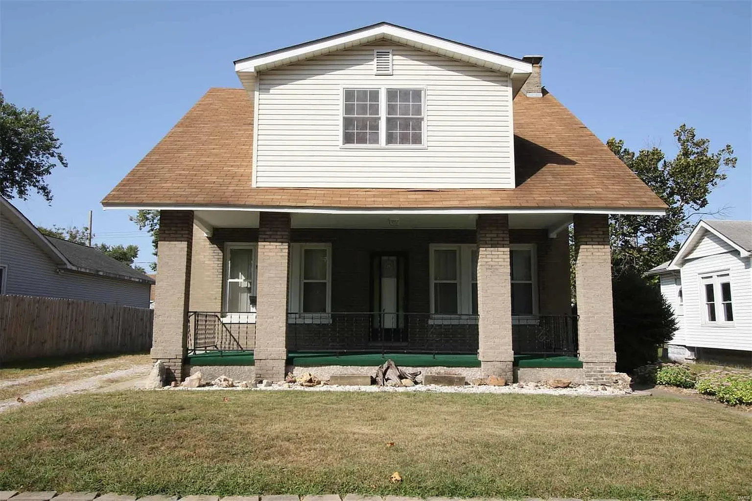 816 Condit St photo 1