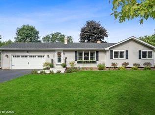 226 N Pine St, Geneva, IL 60134