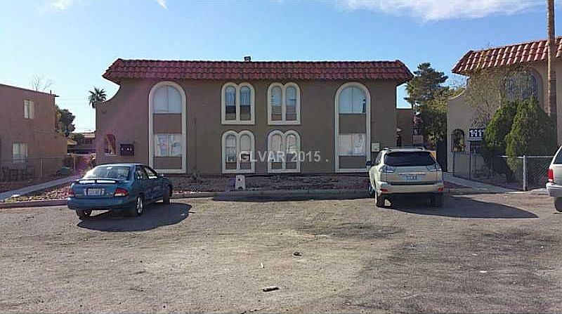 1st image of 1427 Garden Cir
