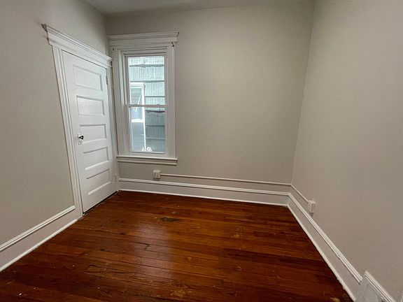 5th image of 238 Clinton Ave Floor 1