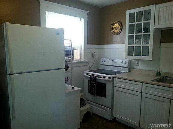 5th image of 107 Marjorie Dr