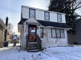 423 157th St, Calumet City, IL 60409