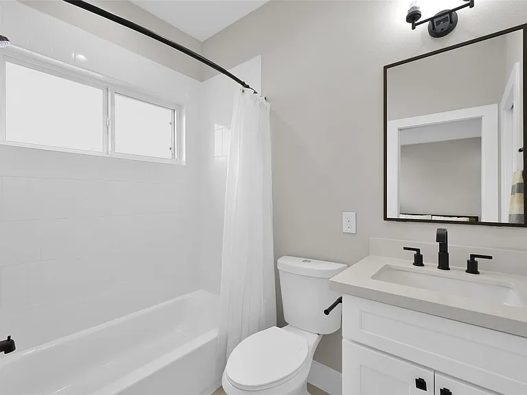 2103 Bevis St — Photo 37
