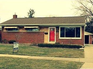 23113 Recreation St, Saint Clair Shores, MI 48082
