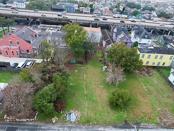 2nd image of 1421 N Robertson St