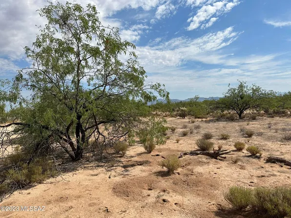 8766 S Marstellar Rd #E, Tucson, AZ 85736