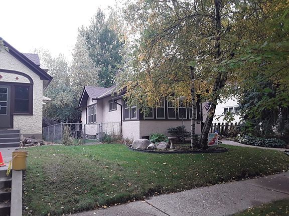 3rd image of 1258 Stanford Ave