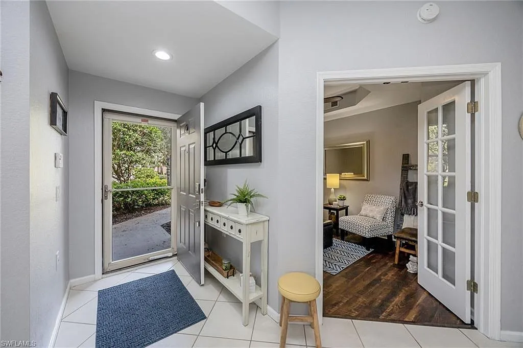 2 bed, 2.0 bath, 1488 sqft, $5,000 — Photo 2