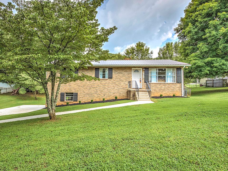 1st image of 6566 E Garwood Cir