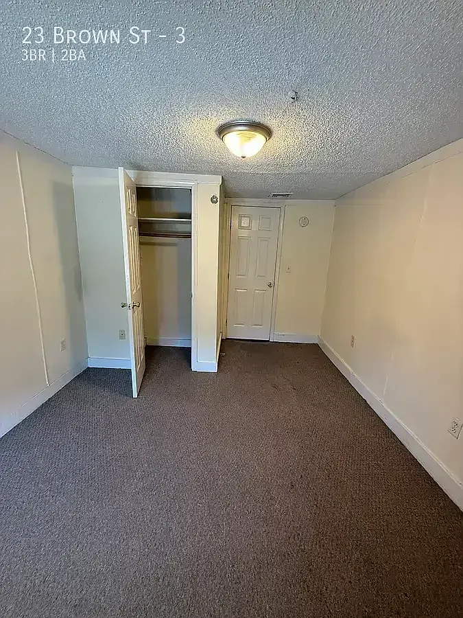 23 Brown St APT 3 — Photo 3