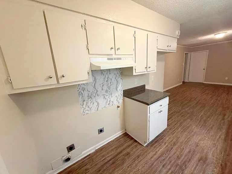 4066 Berrywood Ave — Photo 10