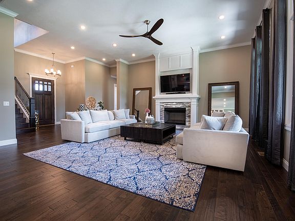 3rd image of 5018 Spyglass Ave