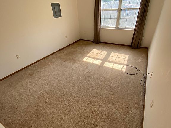 Master Bedroom 16 x 10.5