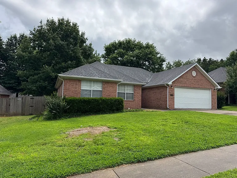 4905 Hawthorne Way — Photo 24