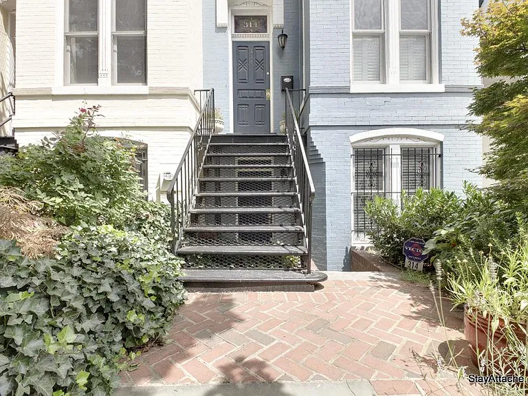 314 A St NE #1 — Photo 14