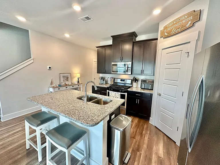 44 Beachley Pl — Photo 9