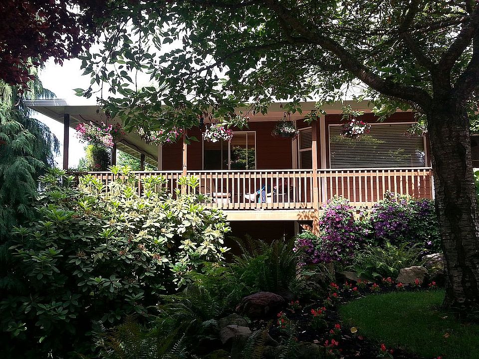 1st image of 10300 NE 20th Cir
