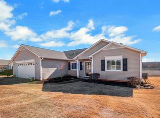 6 Sunbriar Dr, Greenville, SC 29615