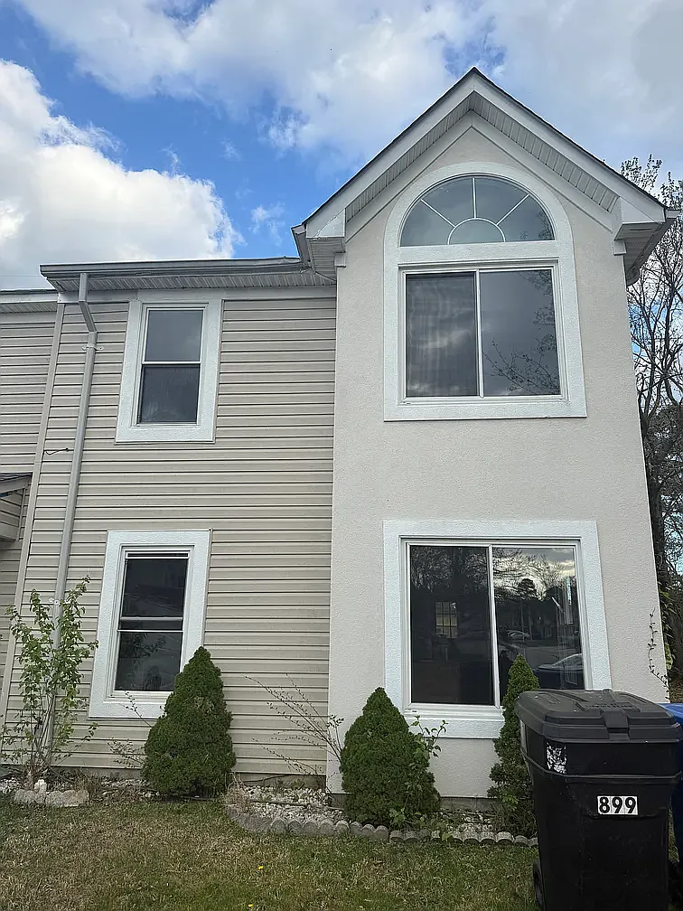 3 bed, 2.5 bath, 1570 sqft, $900 — Photo 2
