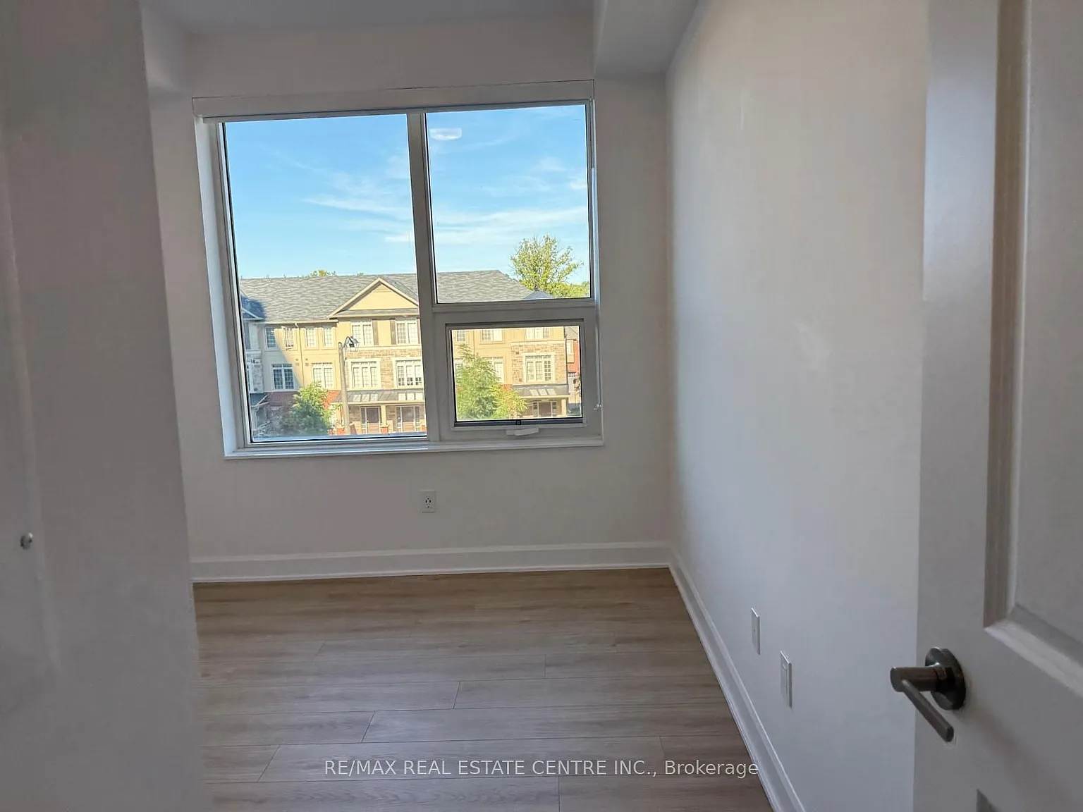 2 bed, $2,800 — Photo 4