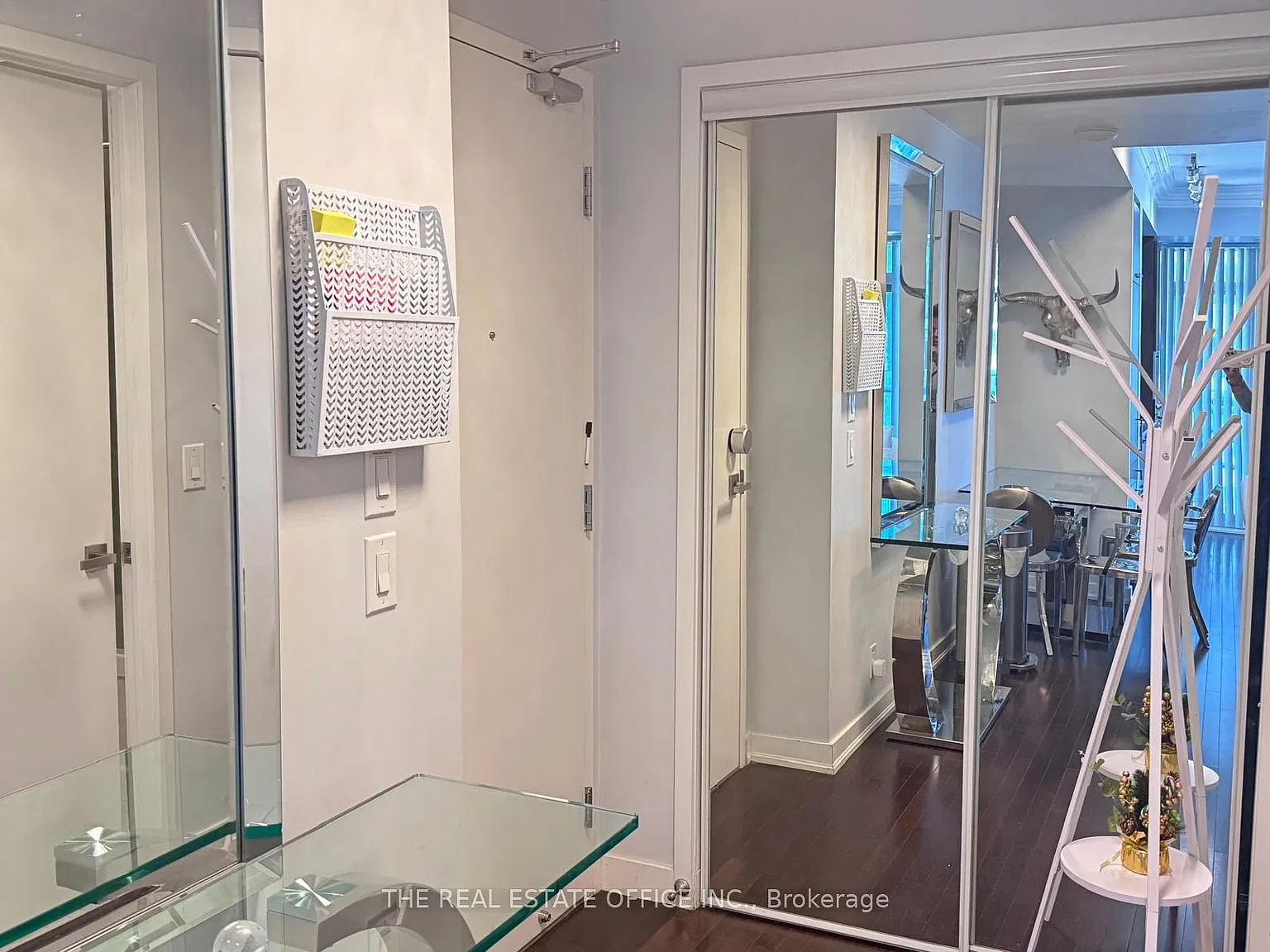 1 bed, $2,500 — Photo 3