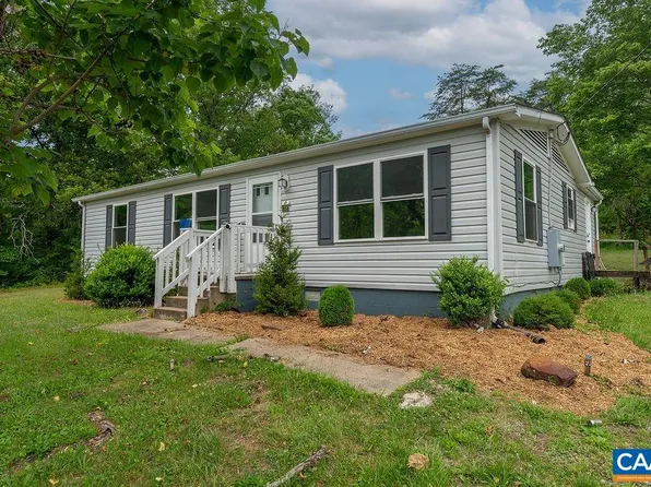 1043 Ford Ave, Stanardsville, VA 22973