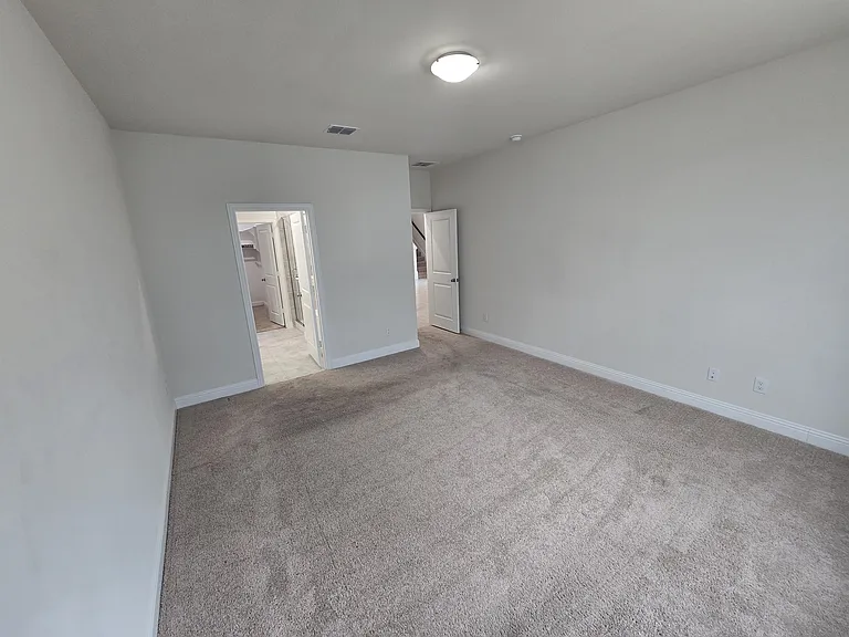 1805 Acosta Dr — Photo 9
