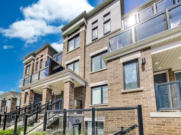 14 D Lookout Dr #A, Clarington, ON L1C 7E9