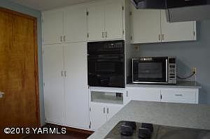 5th image of 3209 W Lincoln Ave