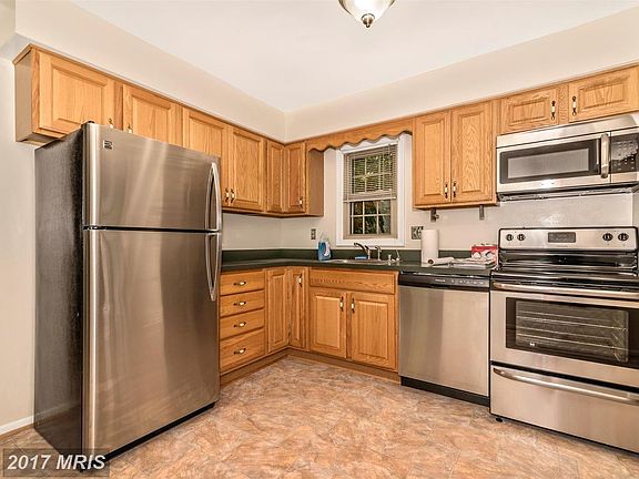 5th image of 15101 Winesap Dr