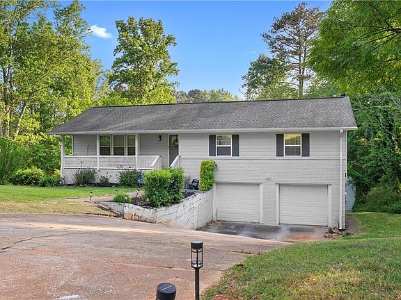 3rd image of 1609 Elm Ridge Way