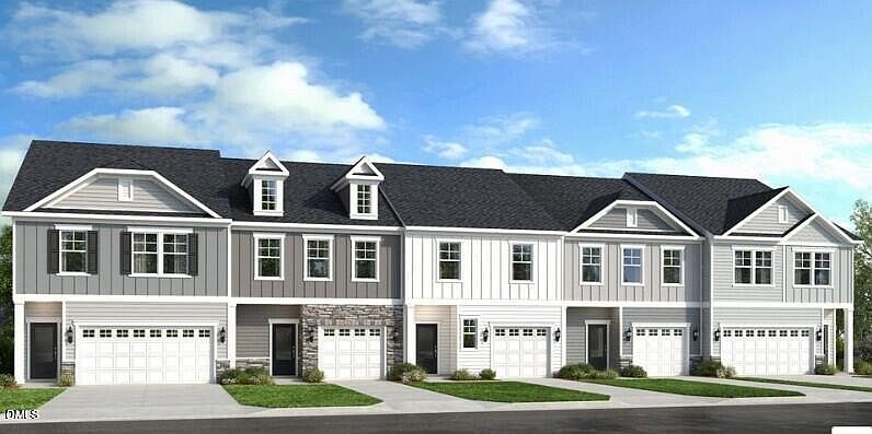 1st image of 321 Sweetbay Tree Dr