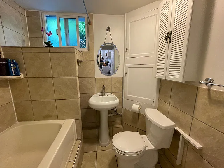 Walk-in closet