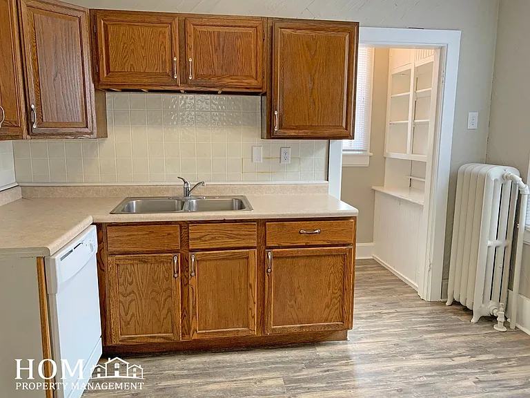 431 N 5th St — Photo 5