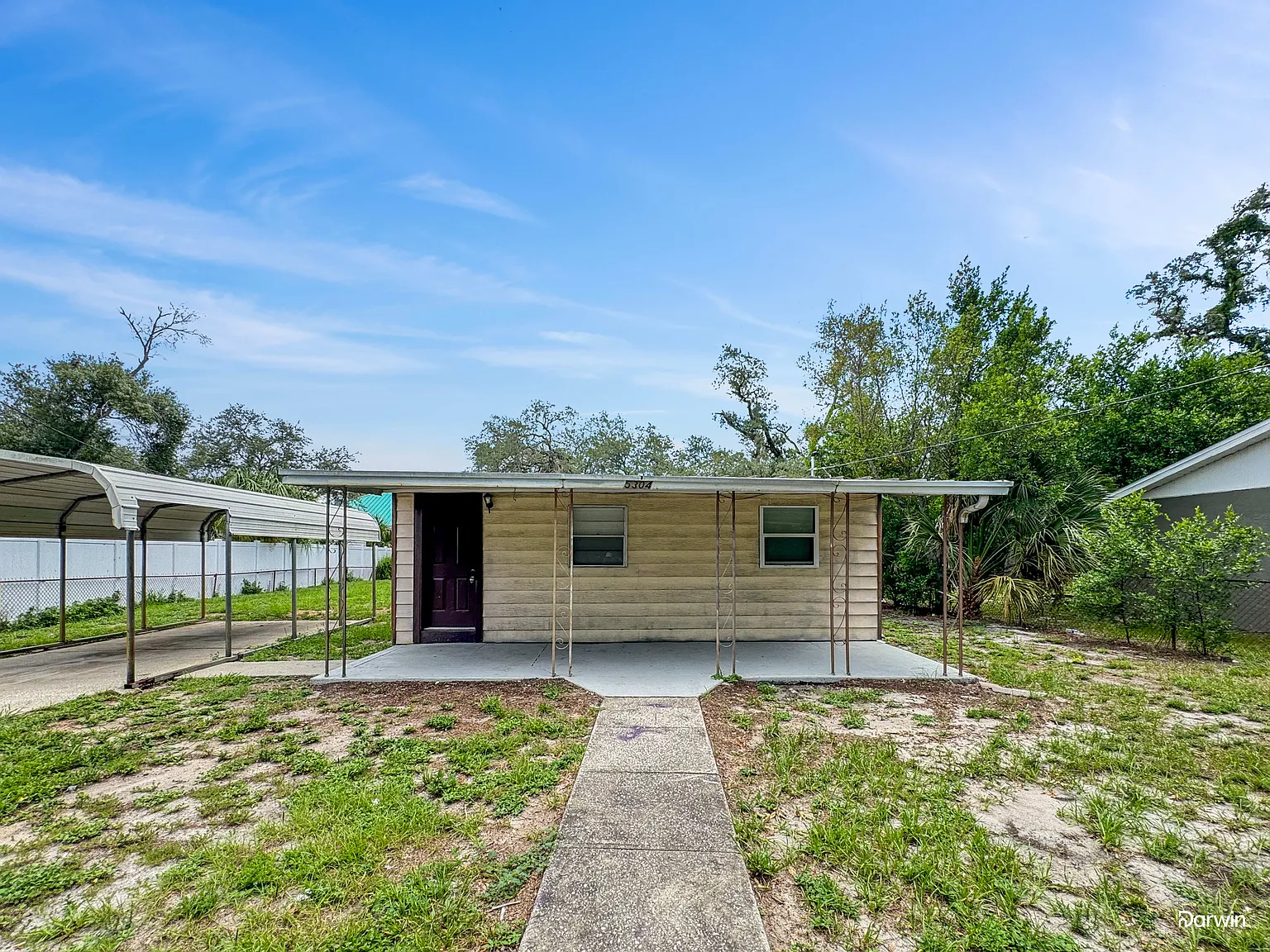 3 bed, 1.0 bath, 938 sqft, $1,710 — Photo 1