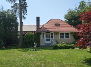 145 Byram Shore Rd, Greenwich, CT 06830