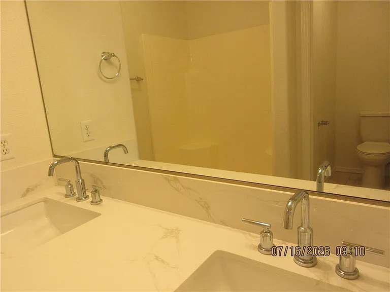 969 E Beverly Ave #A — Photo 10