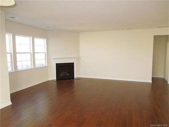 5th image of 106 Swamp Rose Dr #51