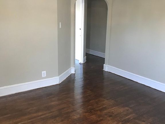 3rd image of 7037 Ogontz Ave #2