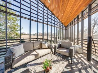 84 Vanguard Way, Dallas, TX 75243