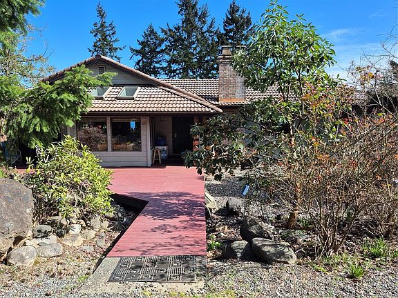 2nd image of 5904 Garvin Rd