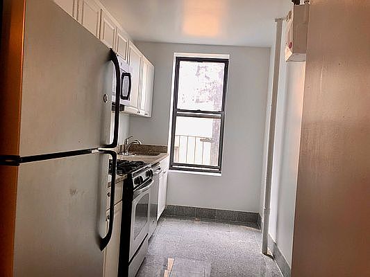 3rd image of 285 Fort Washington Ave #51A