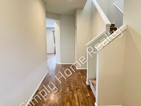 2nd image of 2420 Burlwood St NE