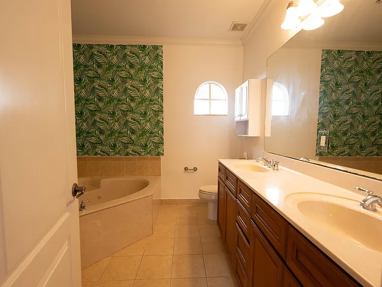 530 S Federal Hwy #8 — Photo 23