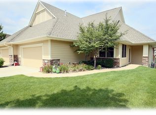 5645 Fernbrook Ct N, Plymouth, MN 55446