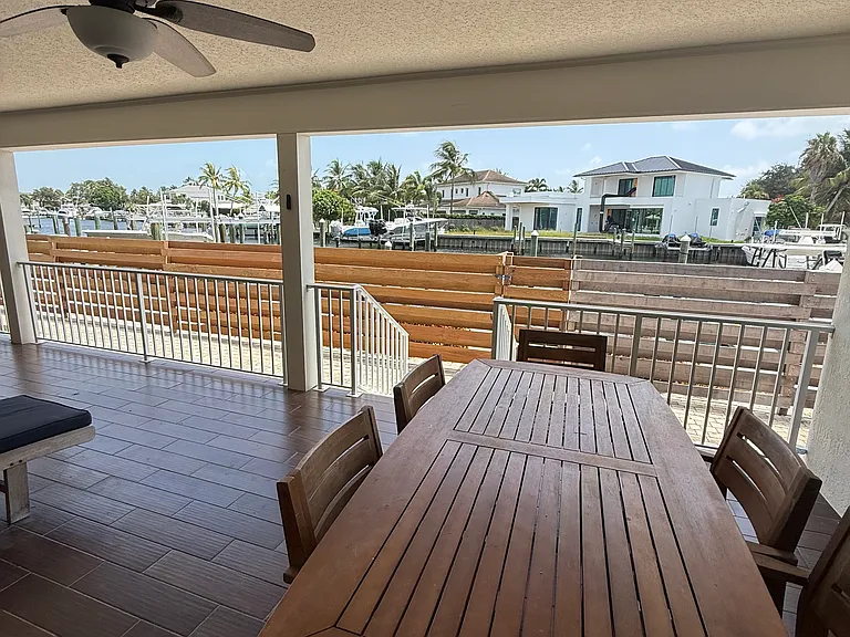 14120 Harbor Ln — Photo 16