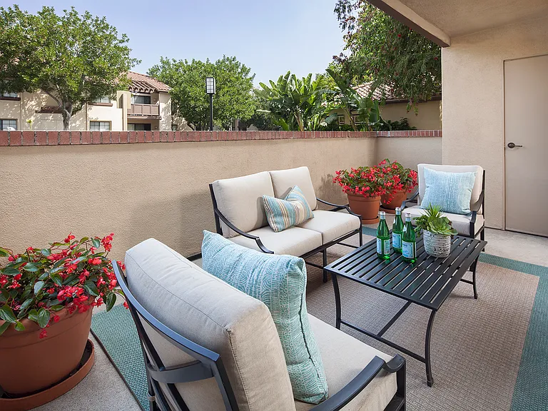 Rancho Alisal Apartment Homes — Photo 6
